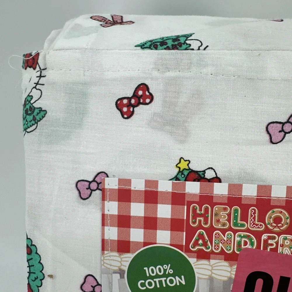 Sanrio Hello Kitty And Friends Queen Size Sheet Set‎ Christmas Wreaths NEW
